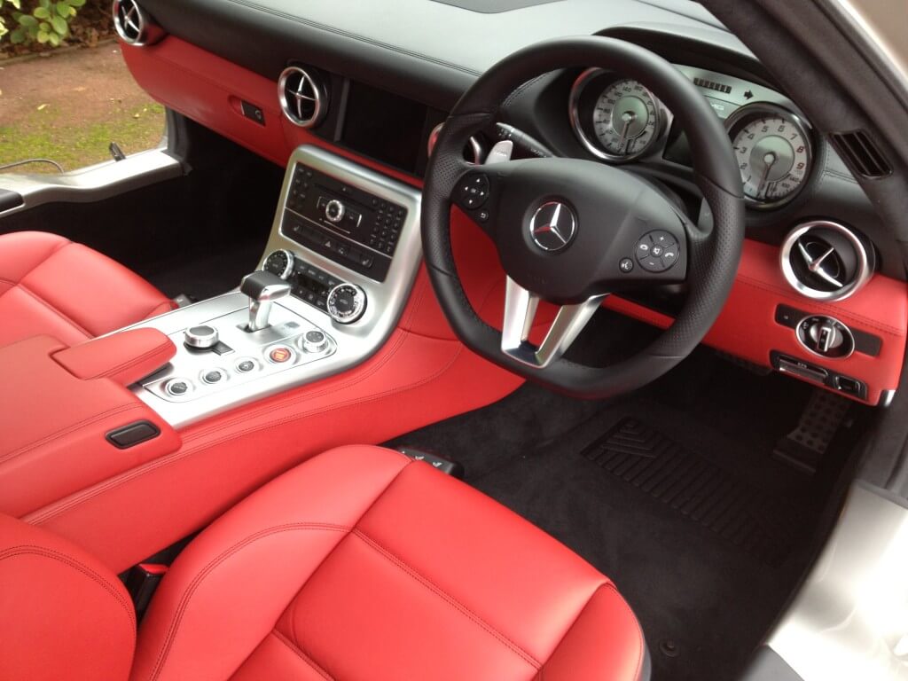 Mercedes SLS Interior Valet